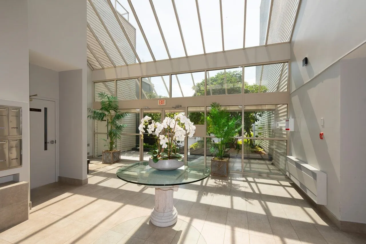 2274 Folkestone Way #210