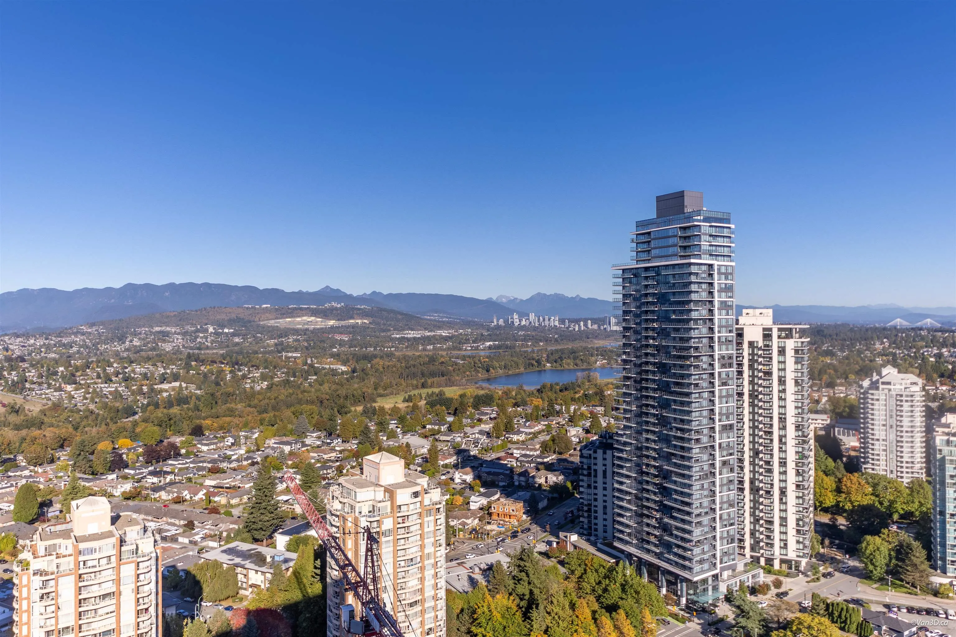 4688 Kingsway #3606