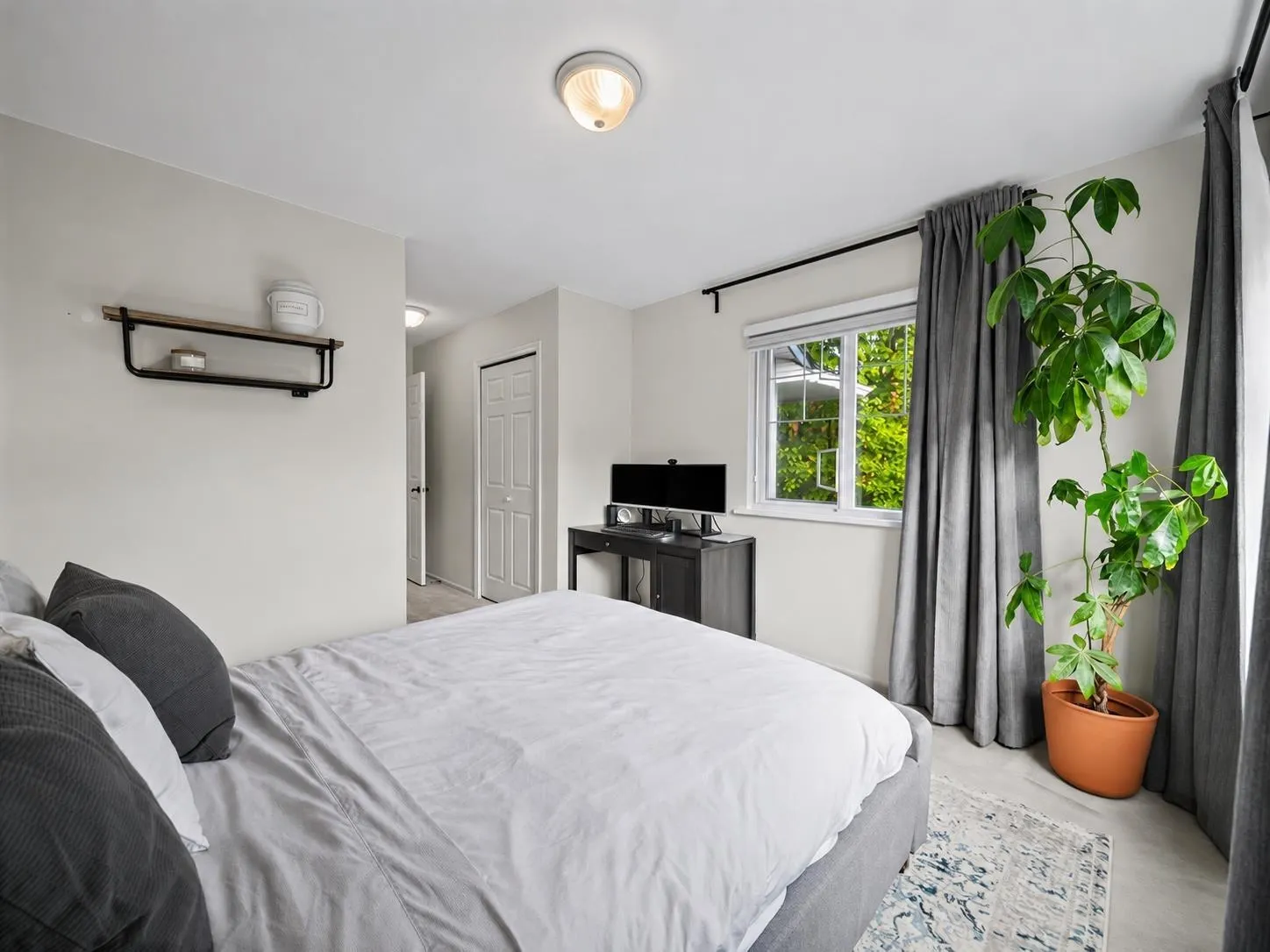 2123 Clarke Street #4