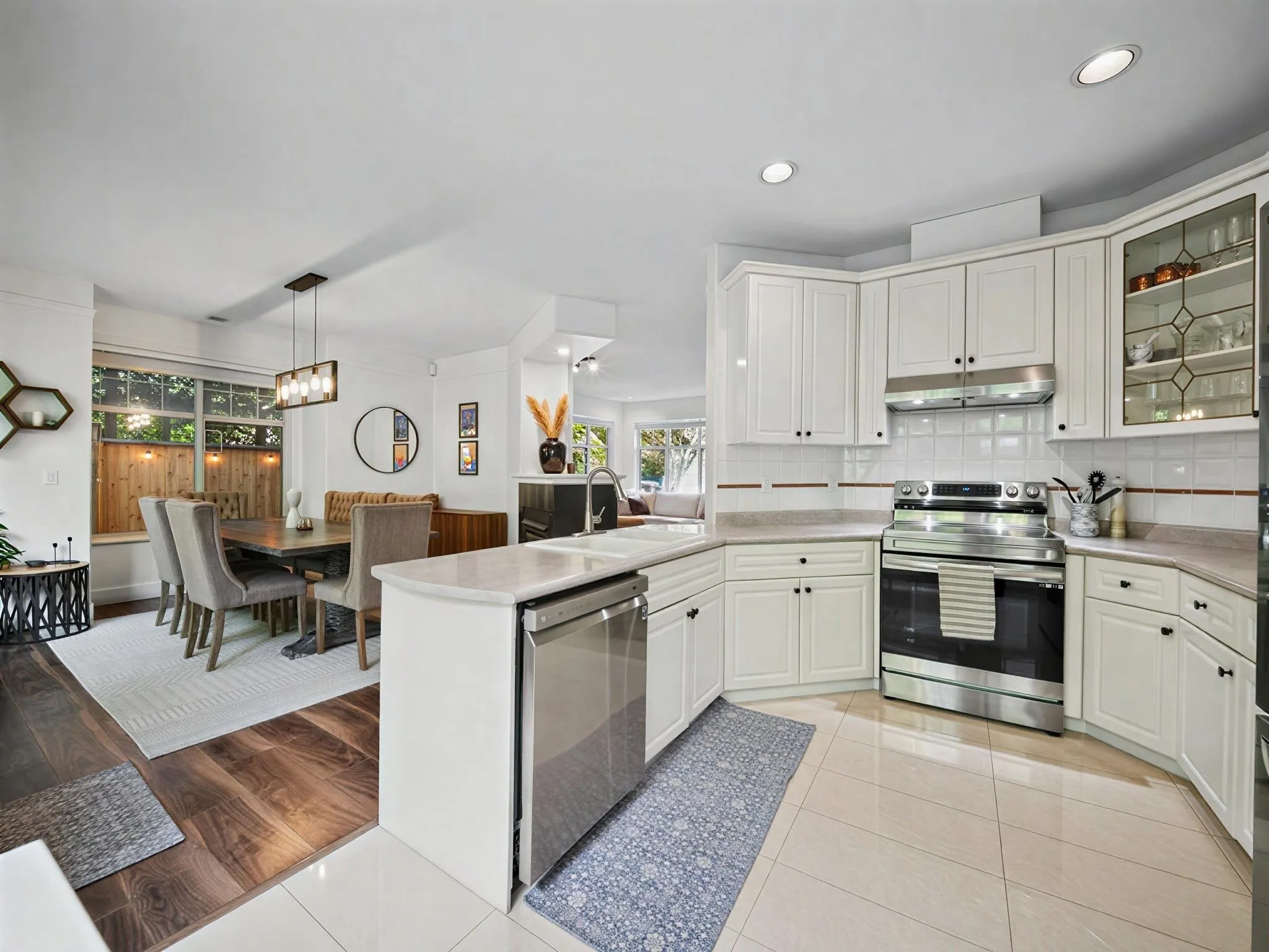 2123 Clarke Street #4