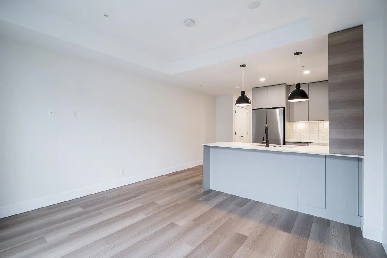 10778 138 Street #405