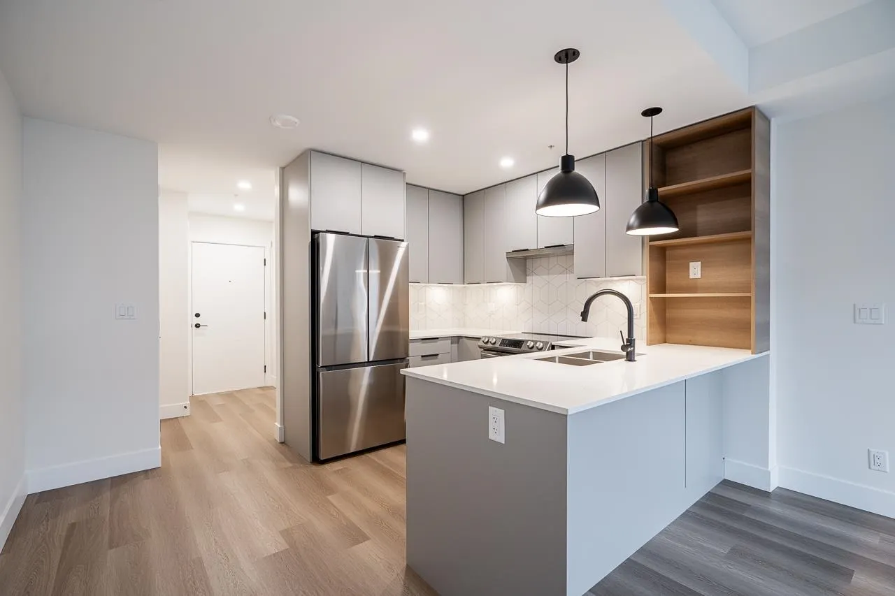 10778 138 Street #405
