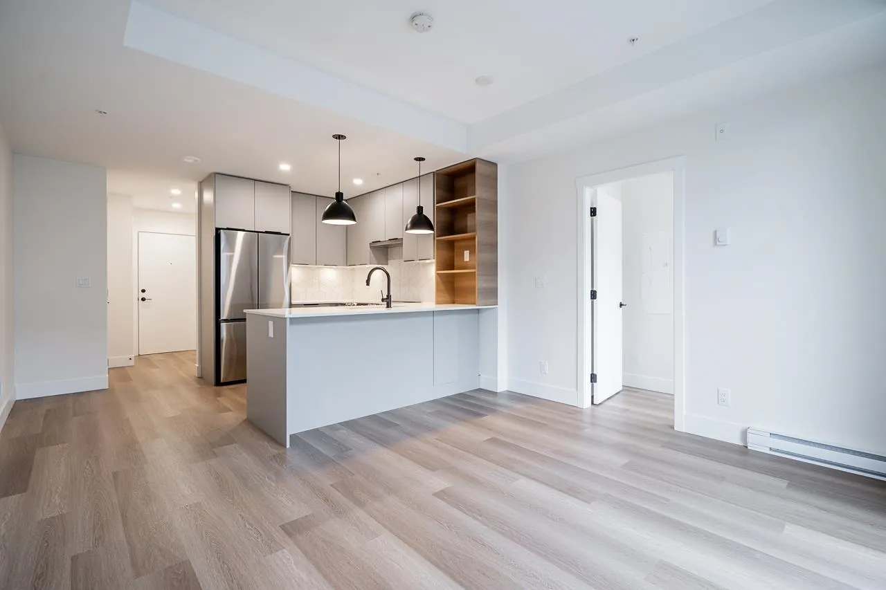 10778 138 Street #405
