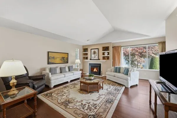 10172 141 Street #107