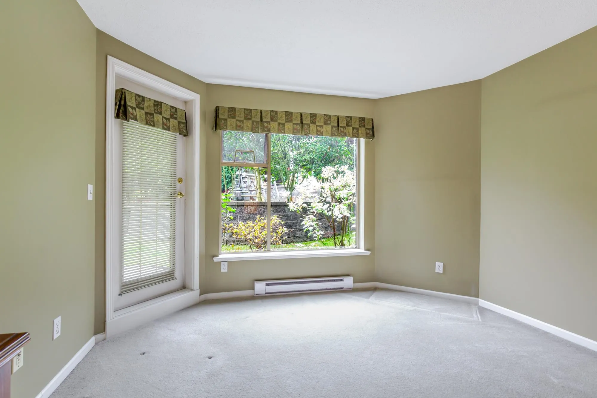 78 Richmond Street #412