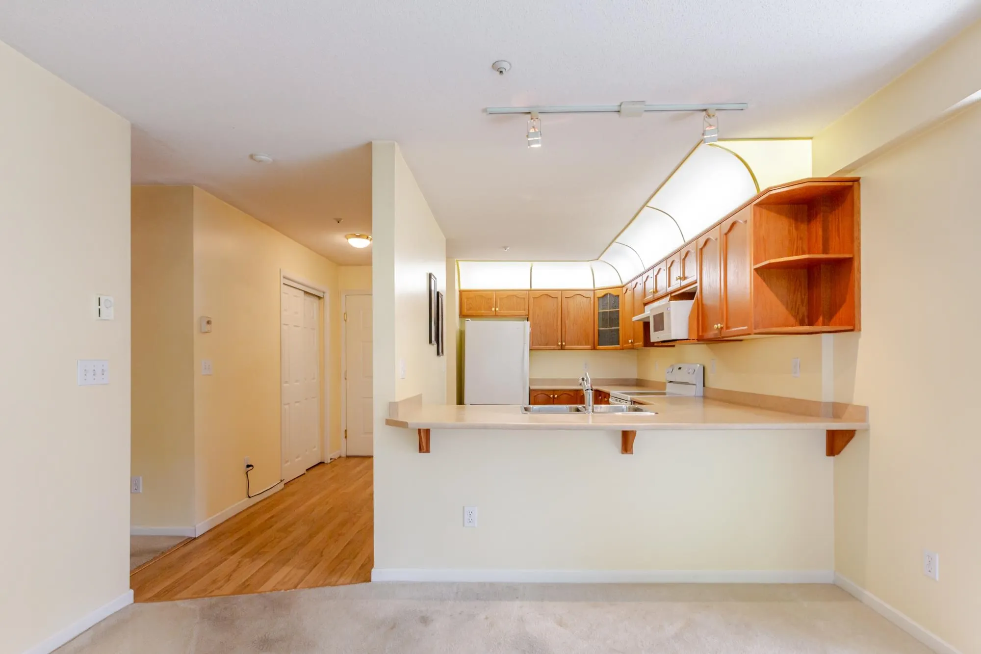 78 Richmond Street #412