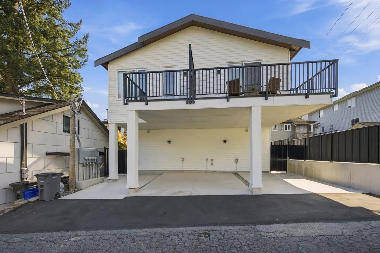 3185 Graveley Street #1