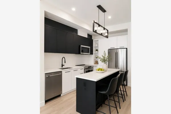 2635 King George Boulevard #440