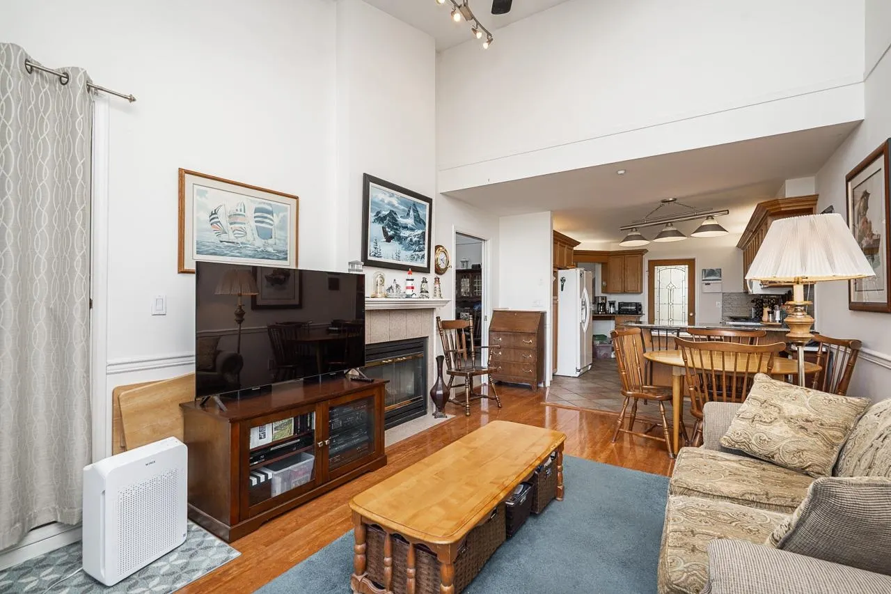 323 Governors Court #33