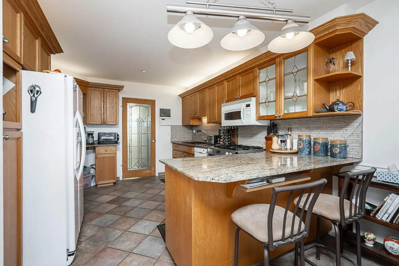 323 Governors Court #33