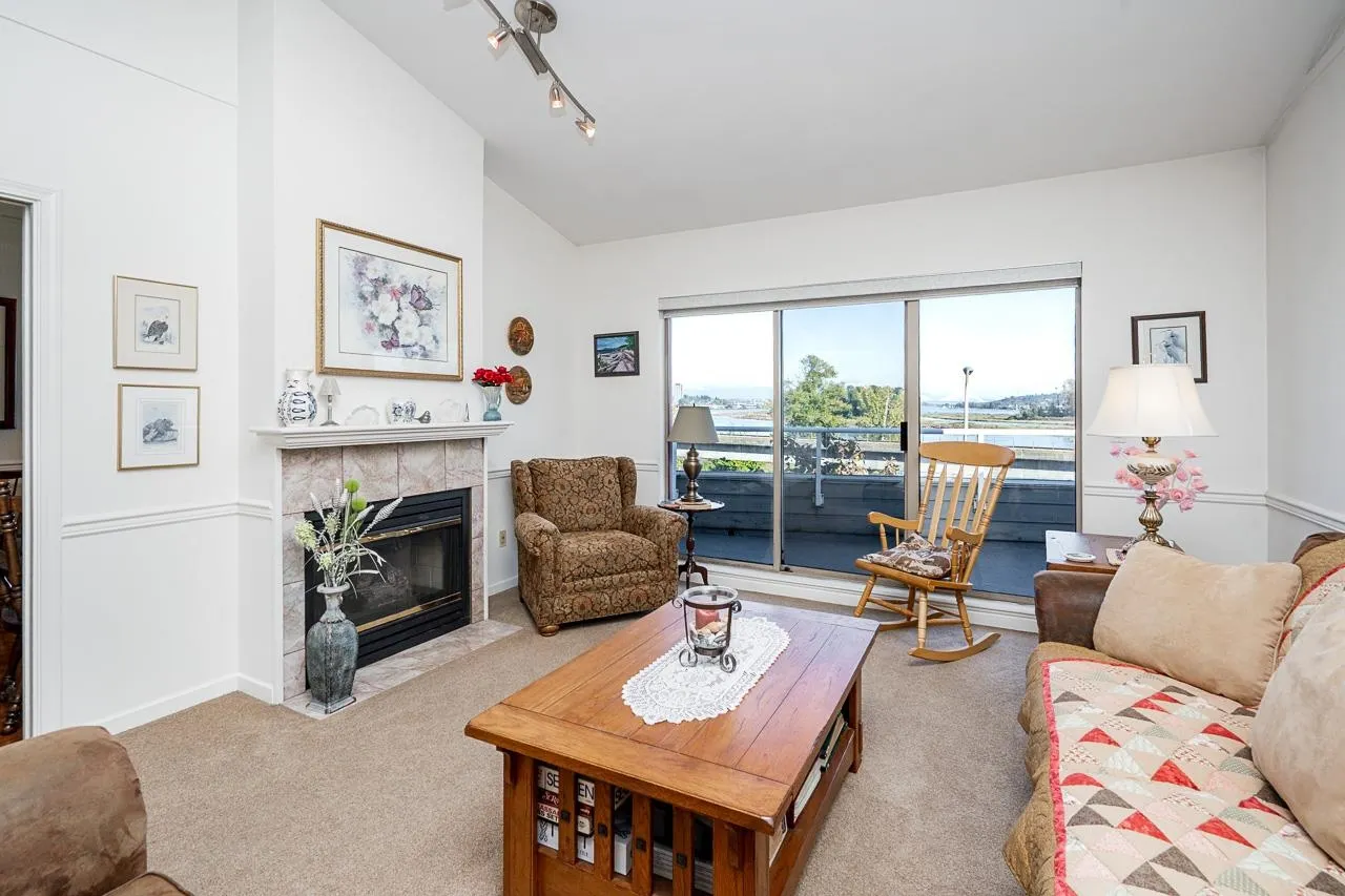 323 Governors Court #33