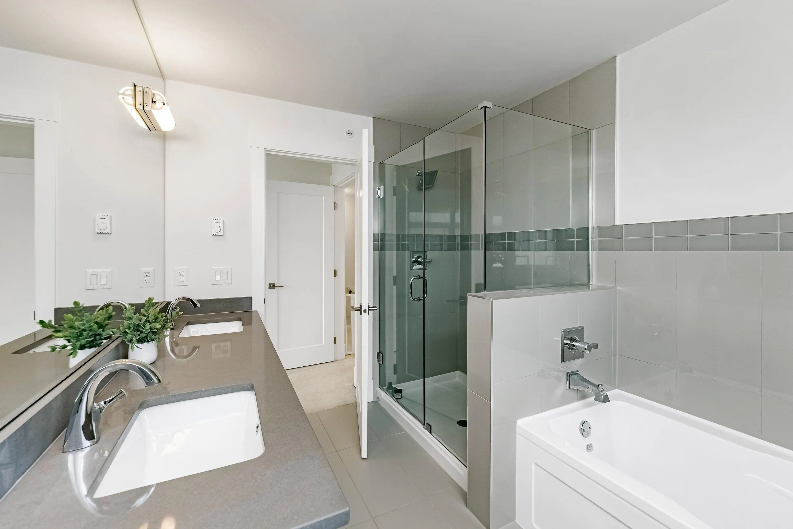 21150 76a Avenue #28