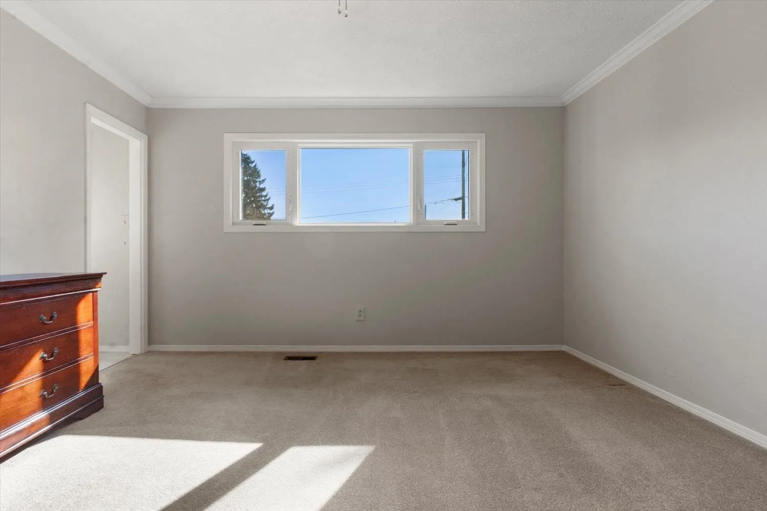 46705 Emerald Drive