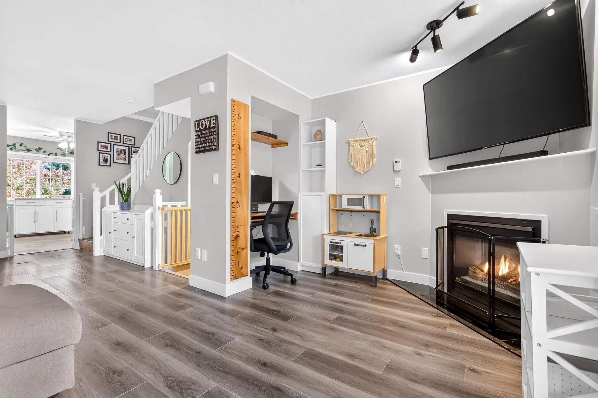 11355 236 Street #10