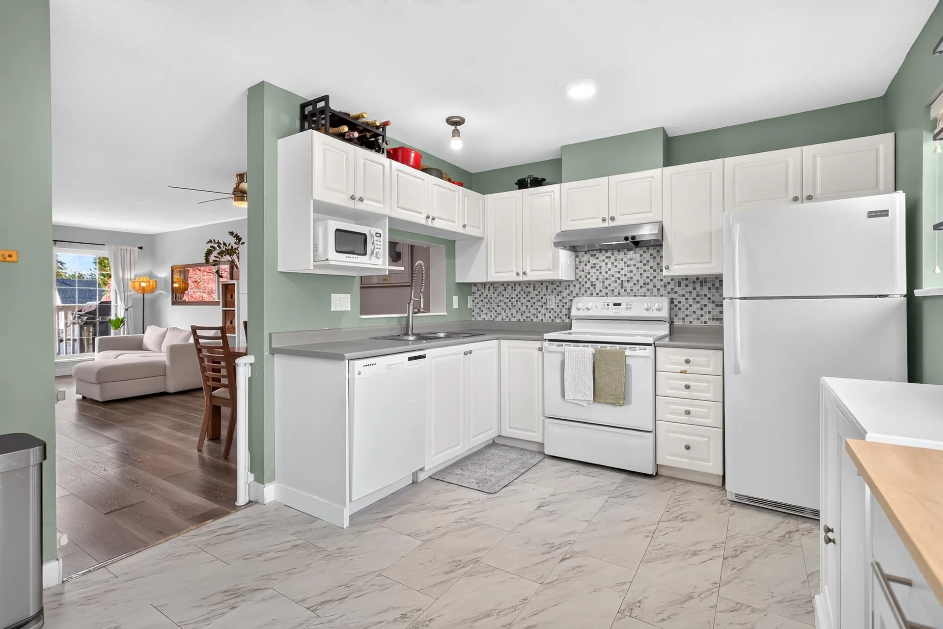11355 236 Street #10