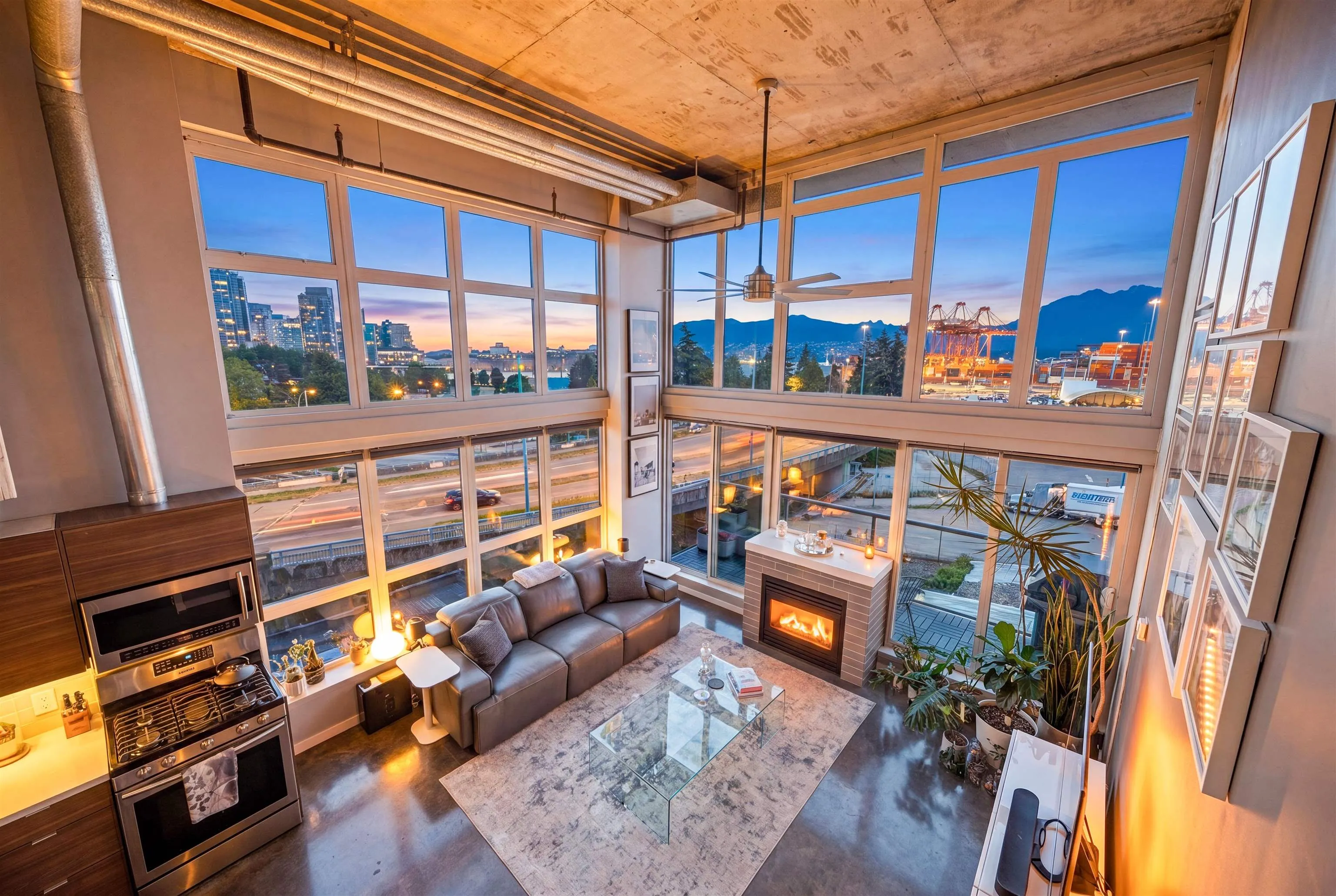289 Alexander Street #407