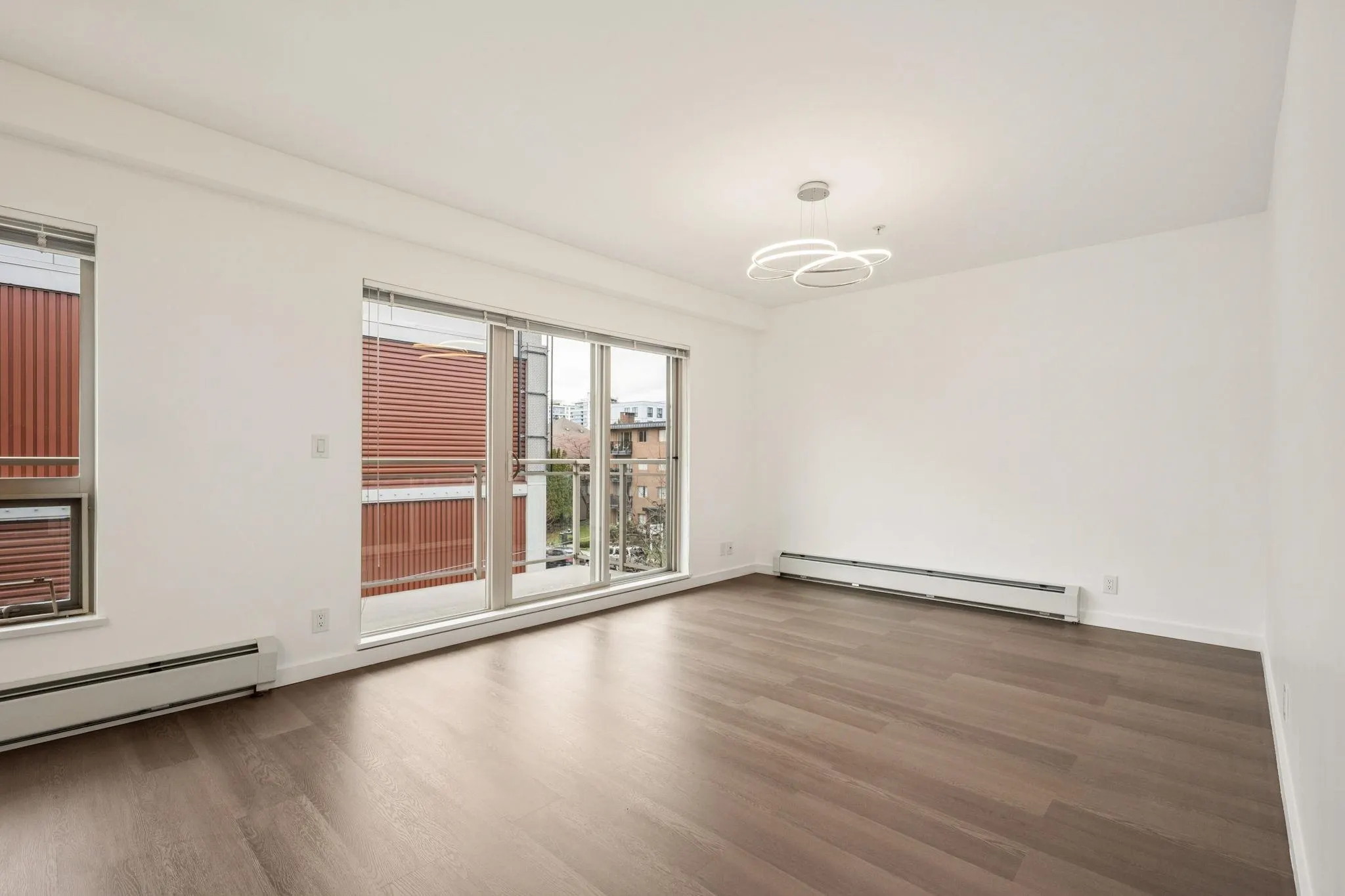 1033 St. Georges Avenue #303