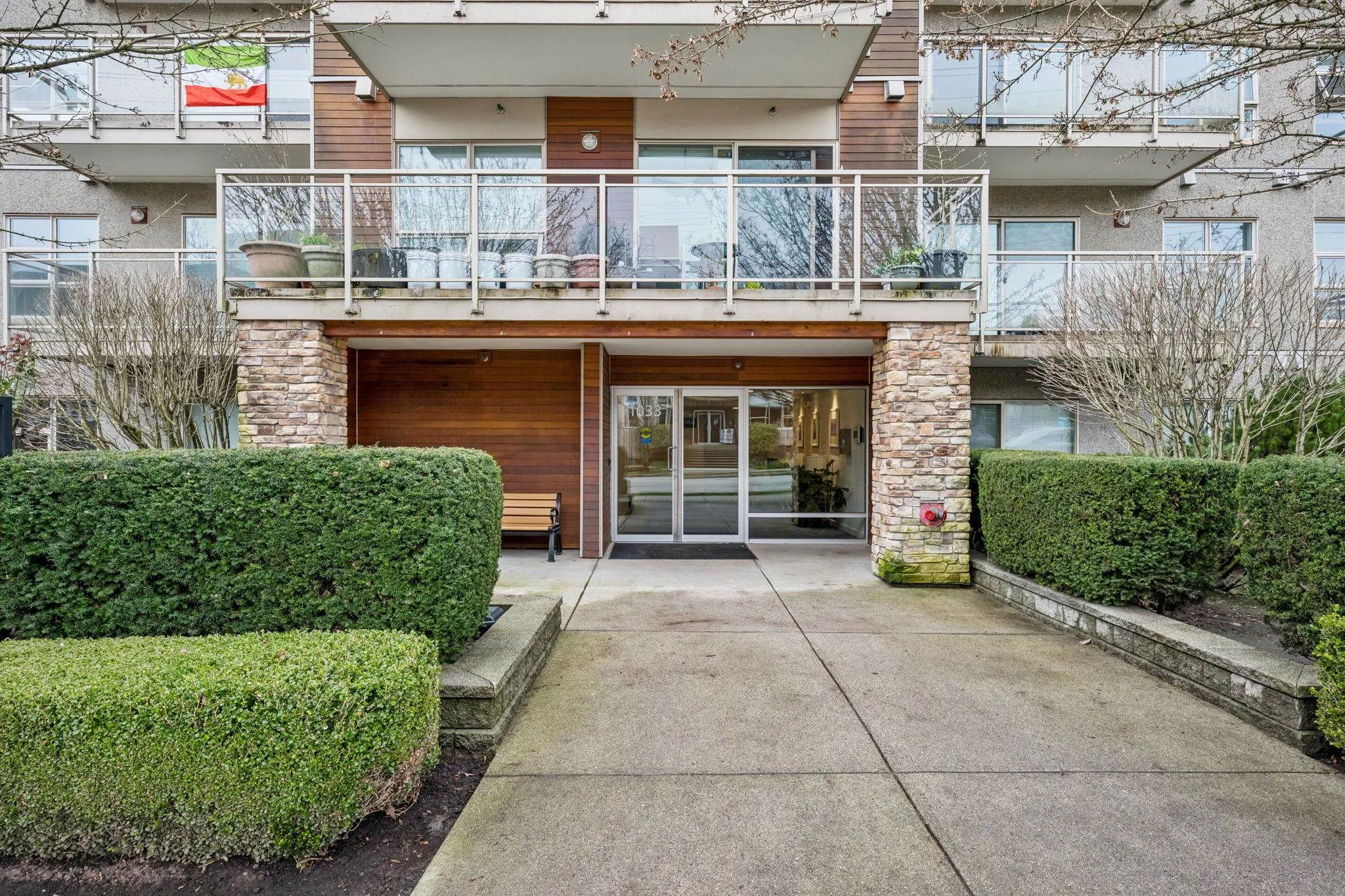 1033 St. Georges Avenue #303