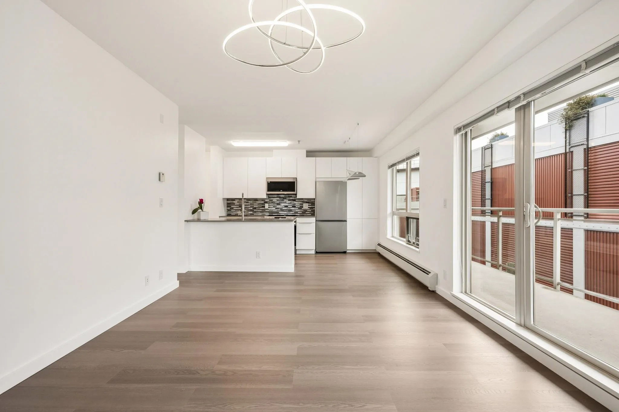 1033 St. Georges Avenue #303