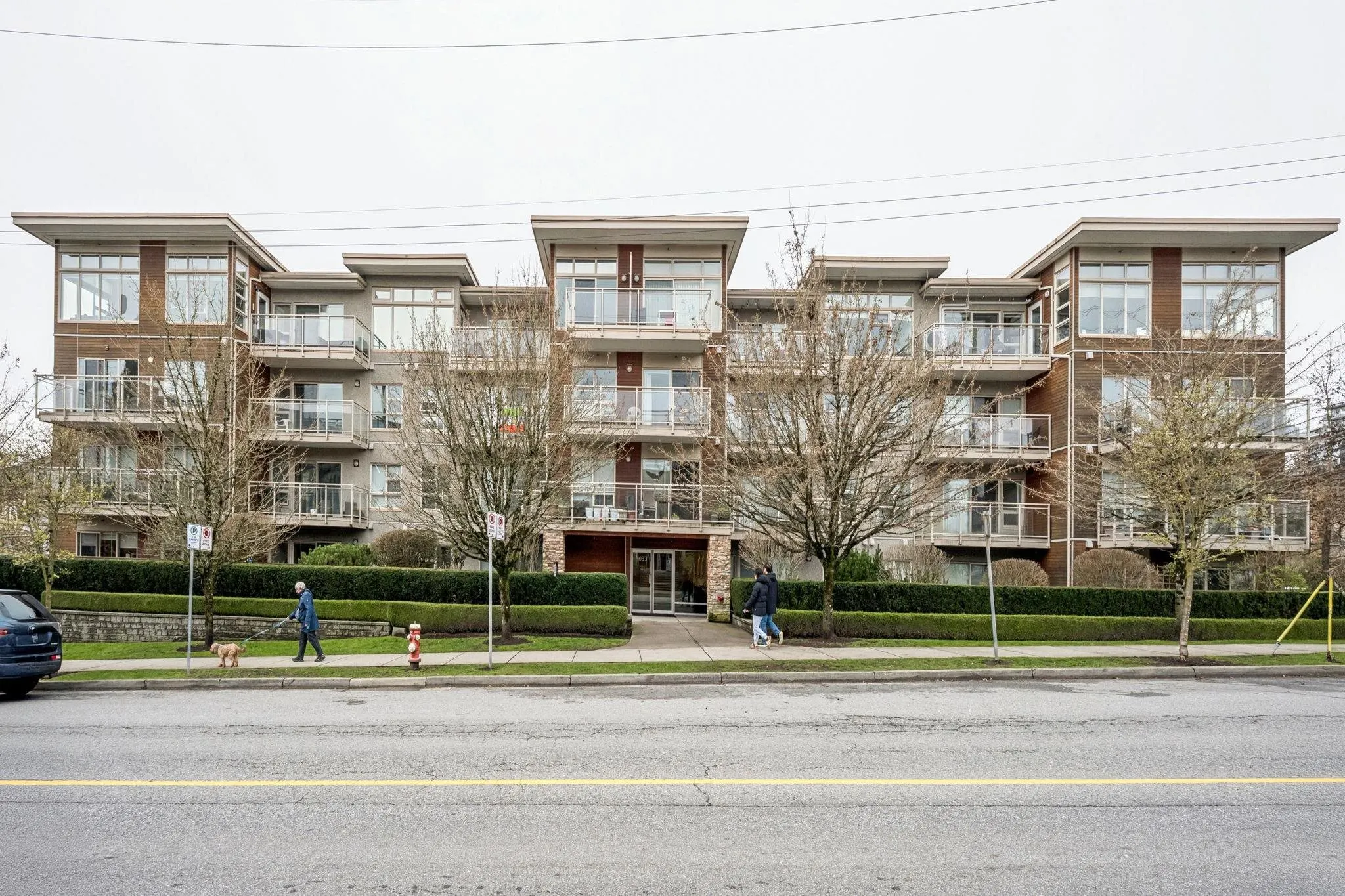 1033 St. Georges Avenue #303