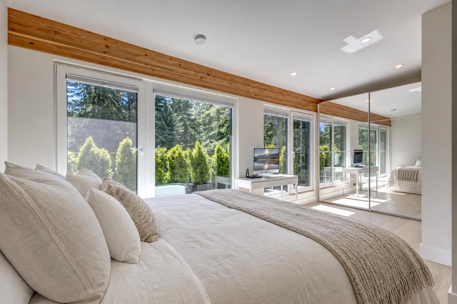 9391 Emerald Drive