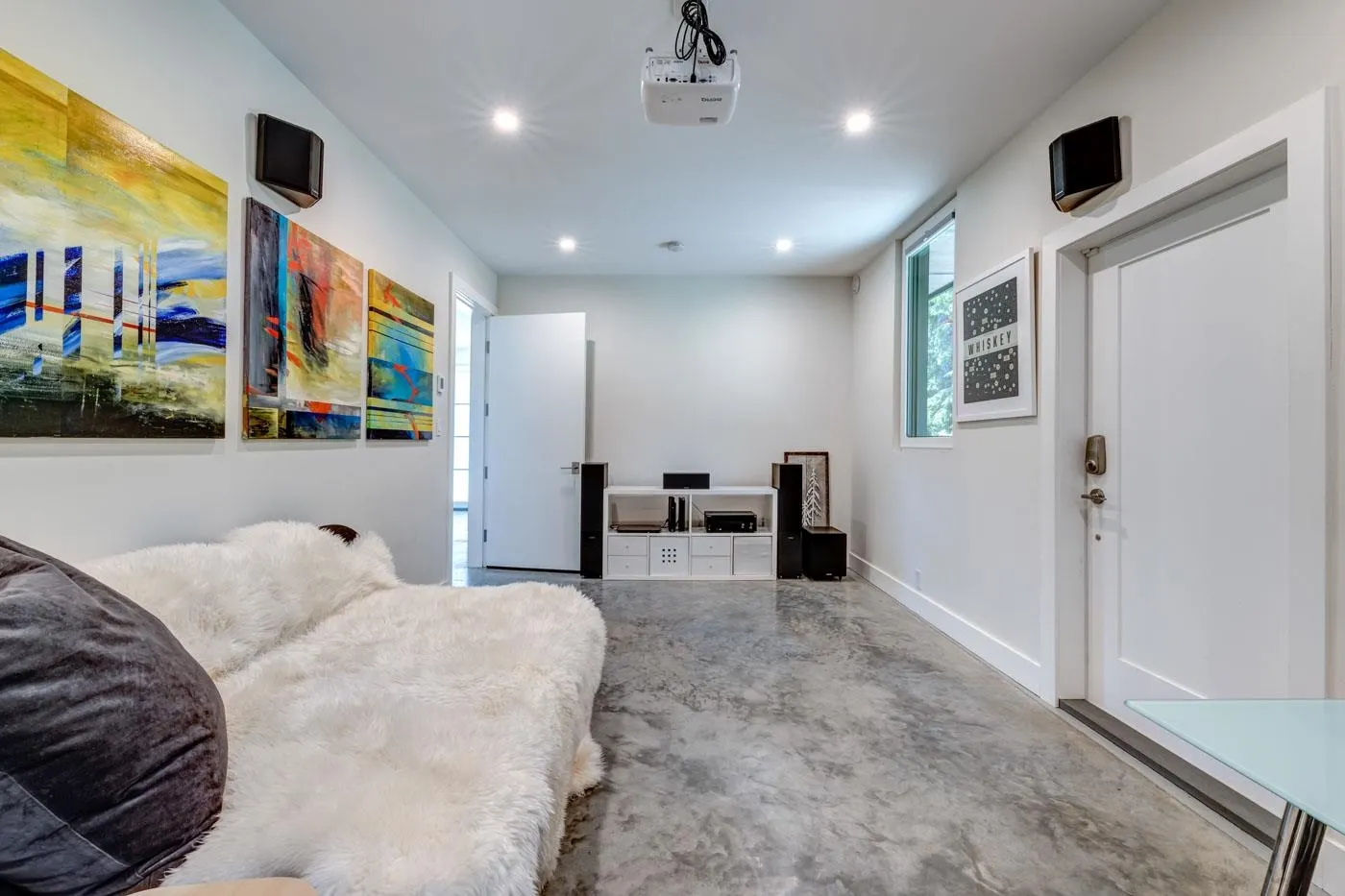 9391 Emerald Drive