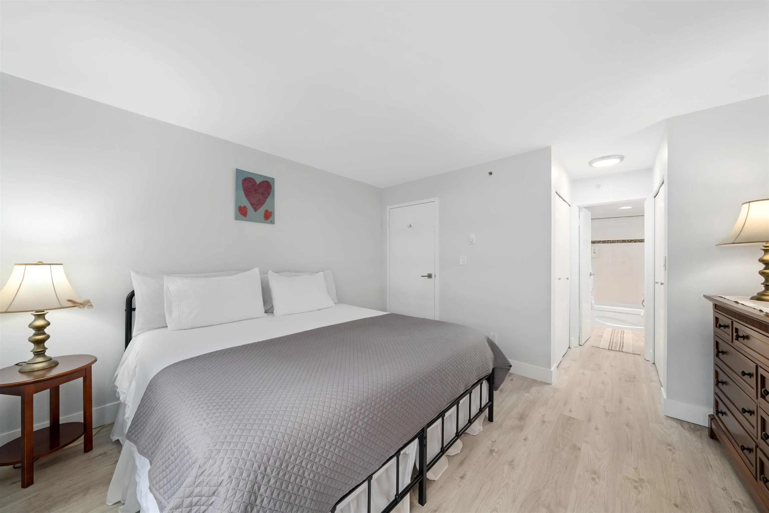 1060 Alberni Street #1403