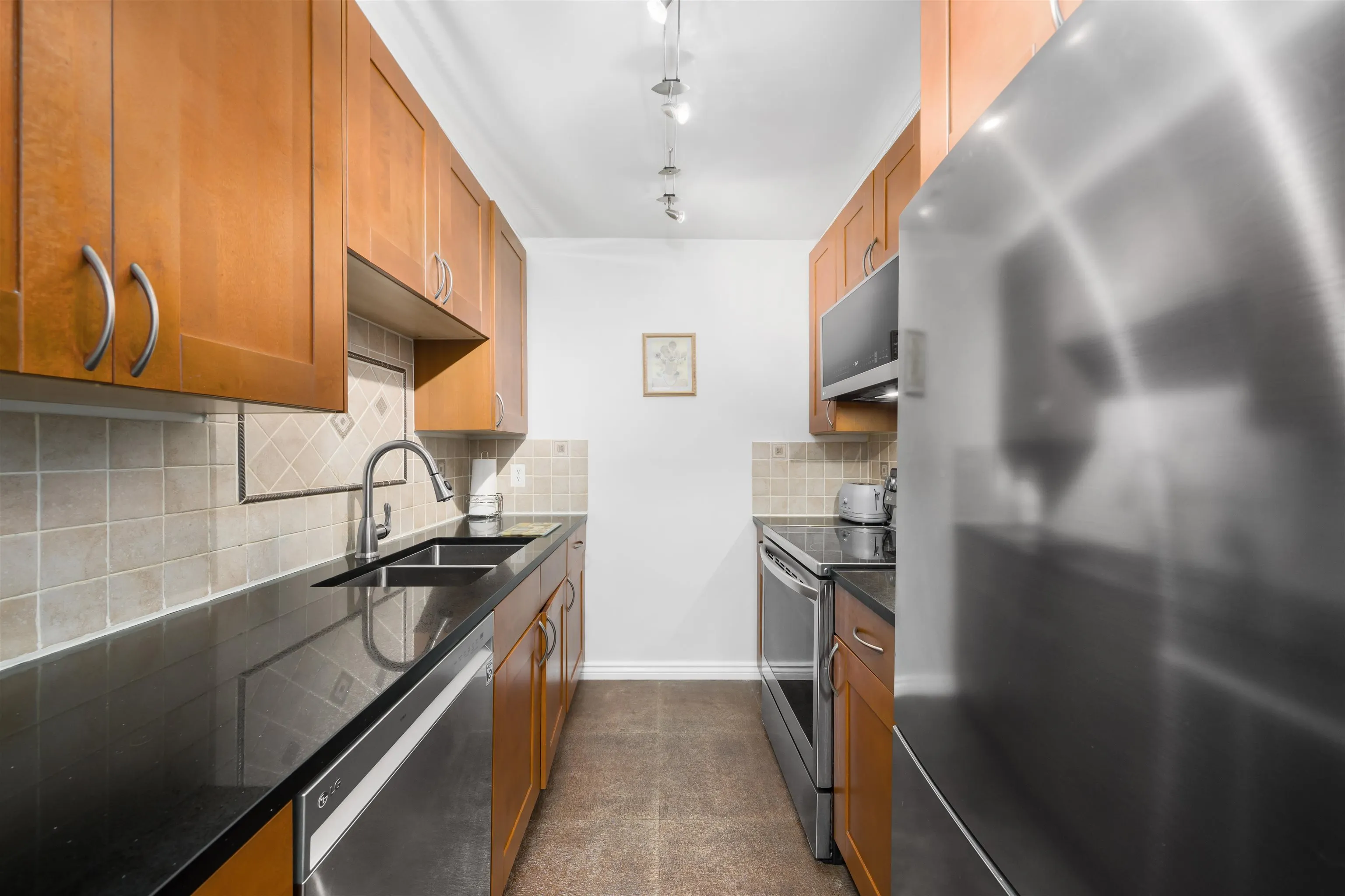 1060 Alberni Street #1403