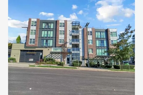 388 Kootenay Street #505