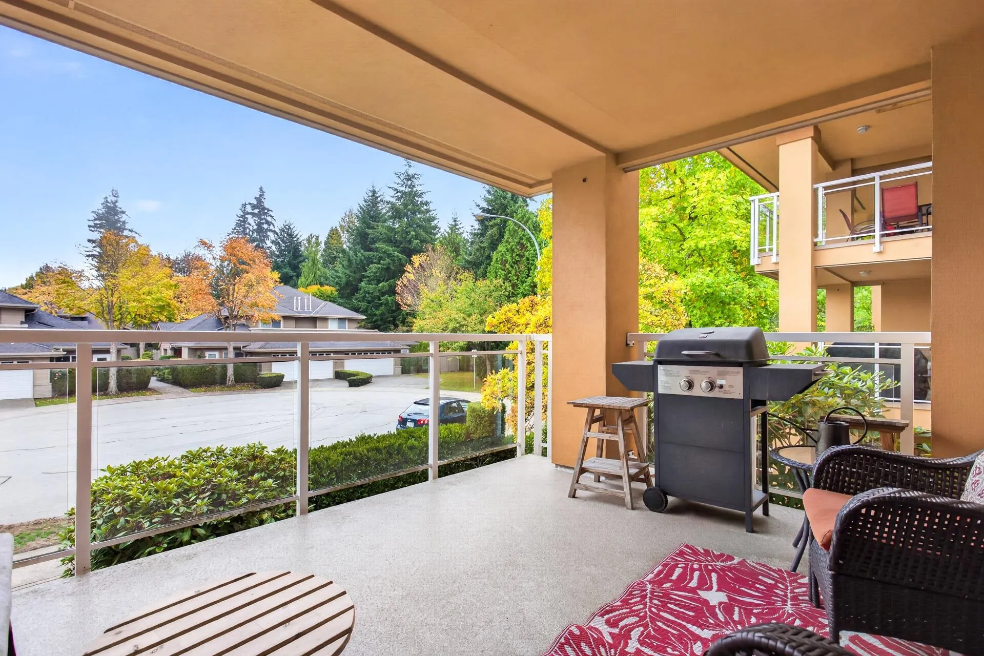 15155 22 Avenue #208