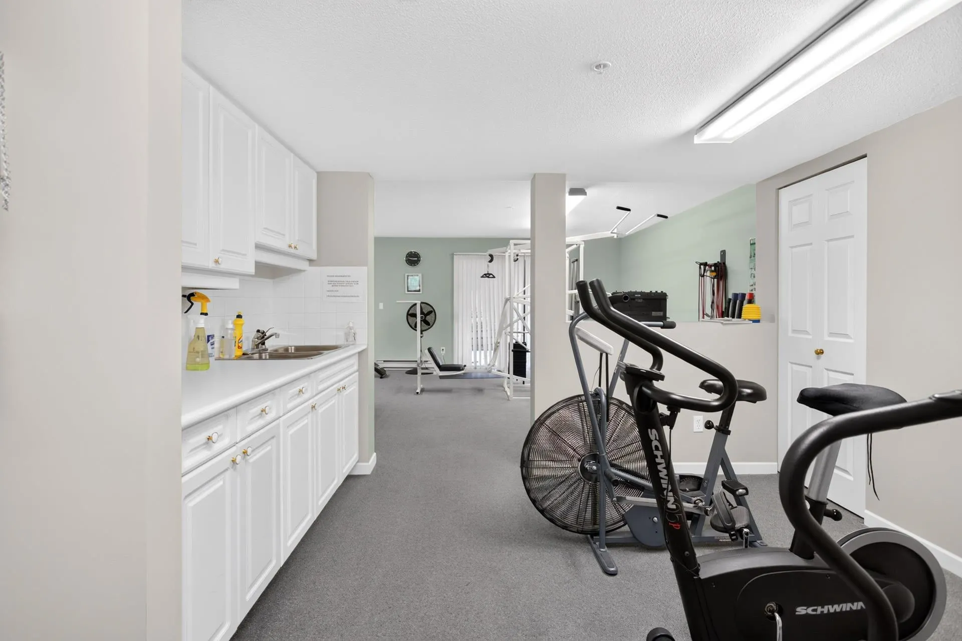 15155 22 Avenue #208