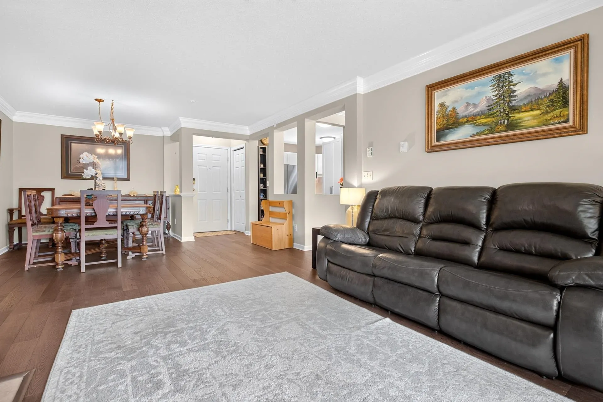 15155 22 Avenue #208
