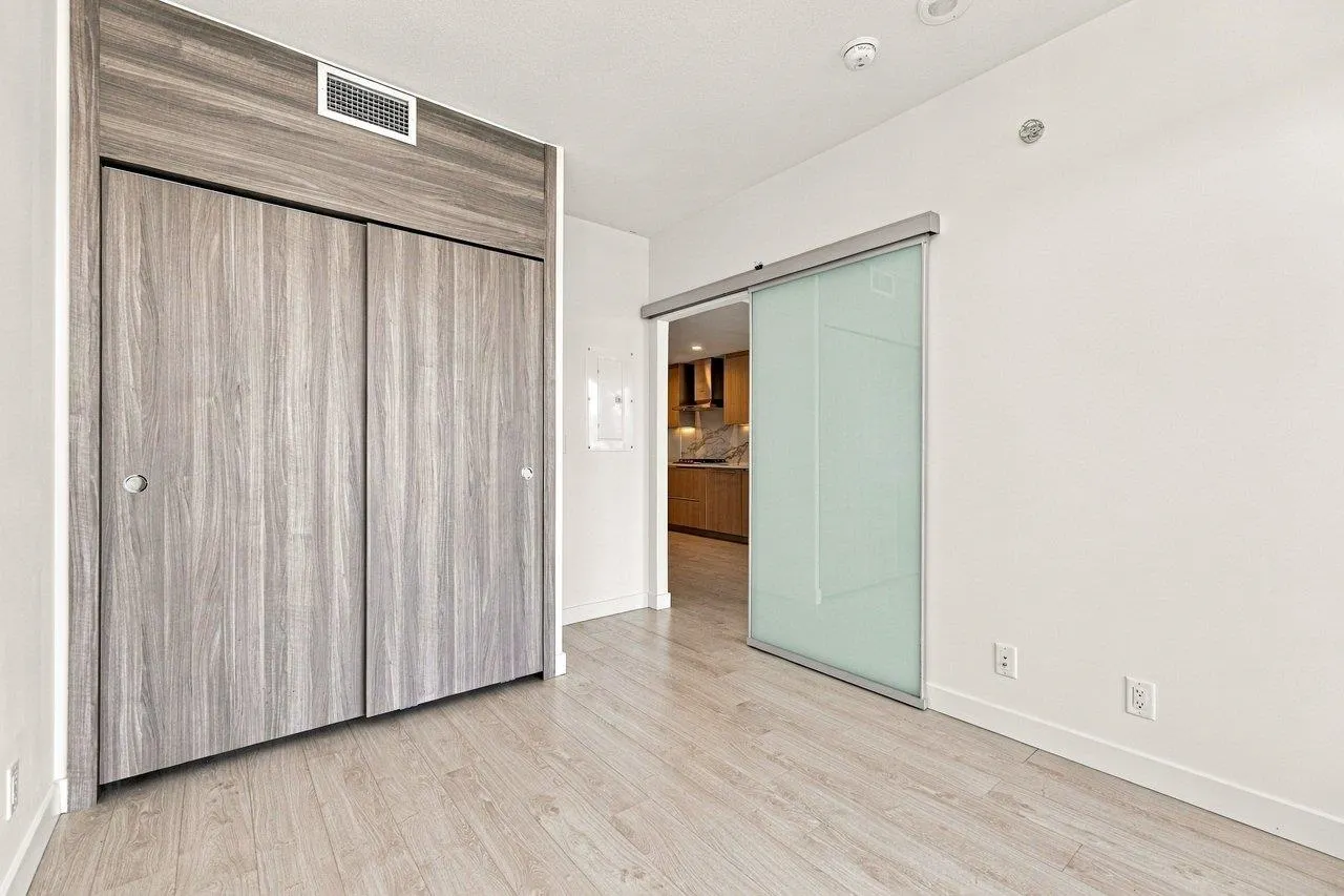 4880 Lougheed Highway #3401