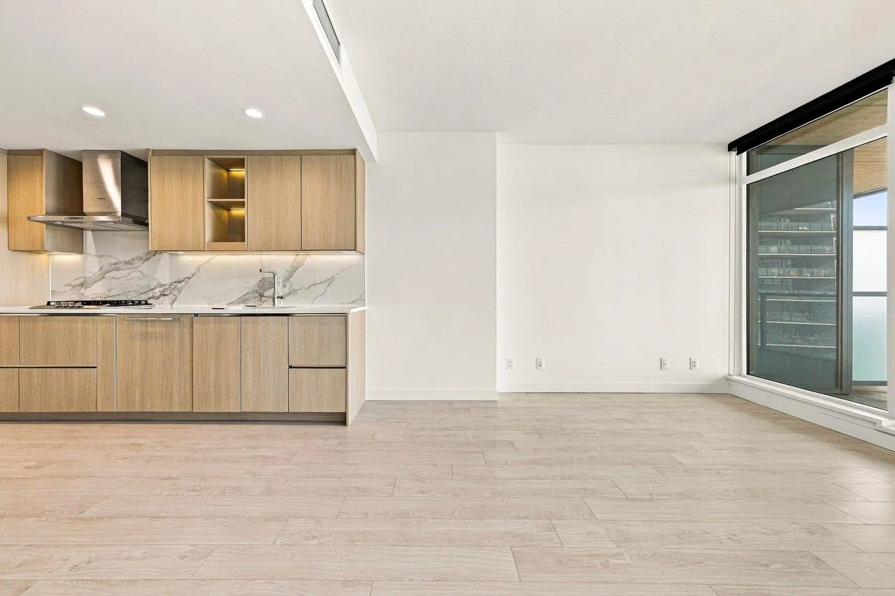 4880 Lougheed Highway #3401
