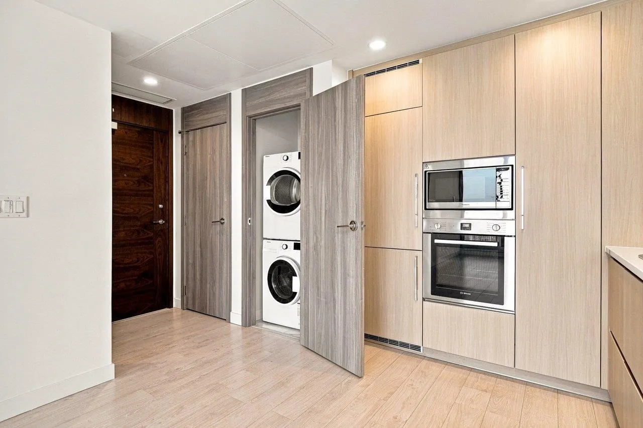 4880 Lougheed Highway #3401