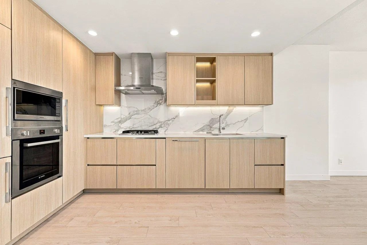 4880 Lougheed Highway #3401