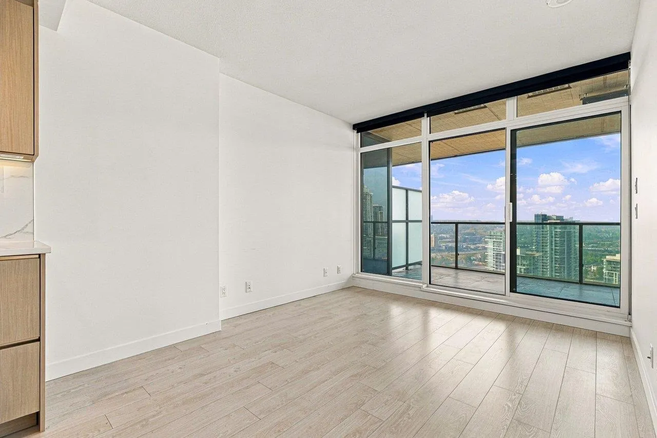4880 Lougheed Highway #3401