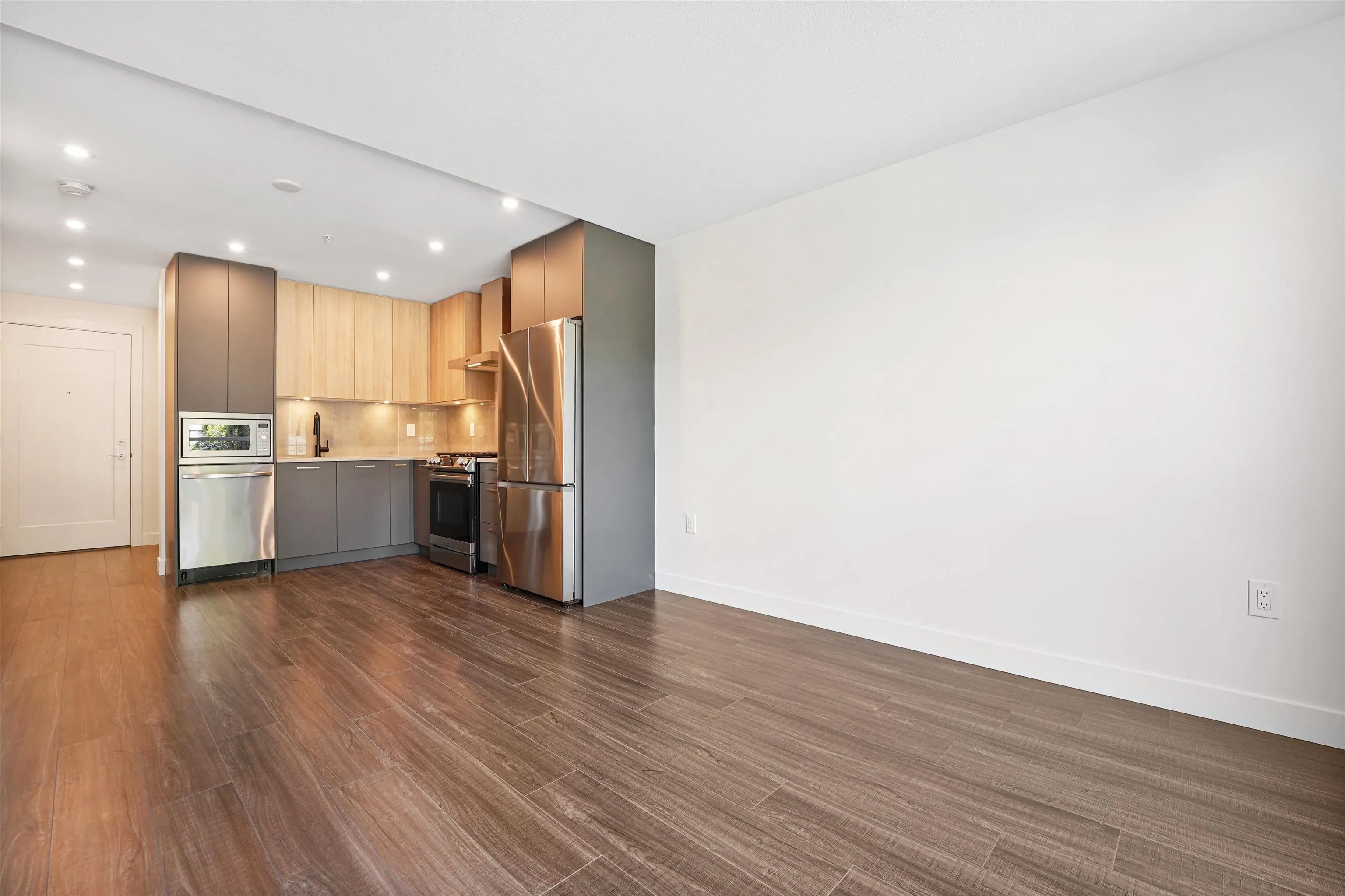 31900 Raven Avenue #216