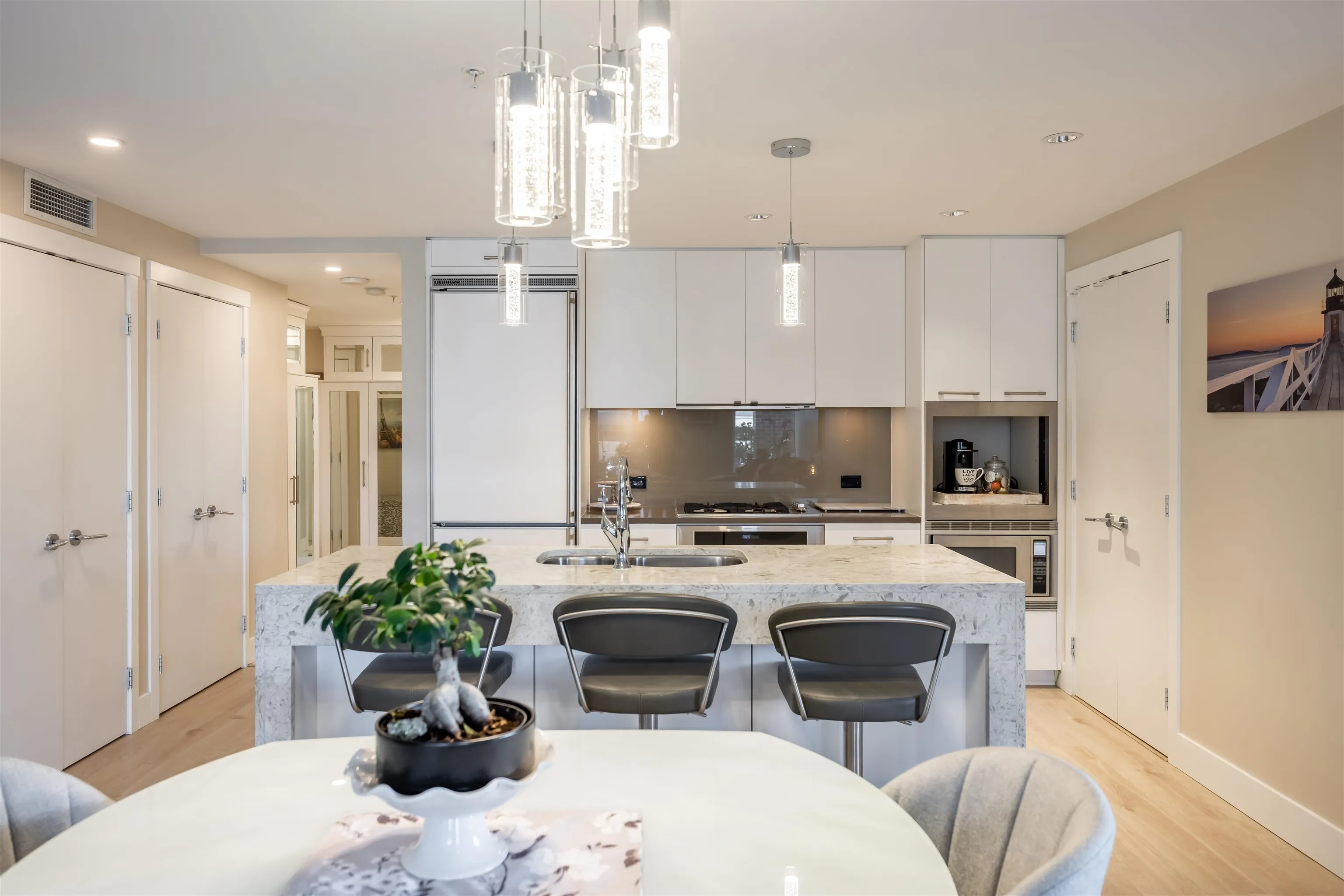 15152 Russell Avenue #204