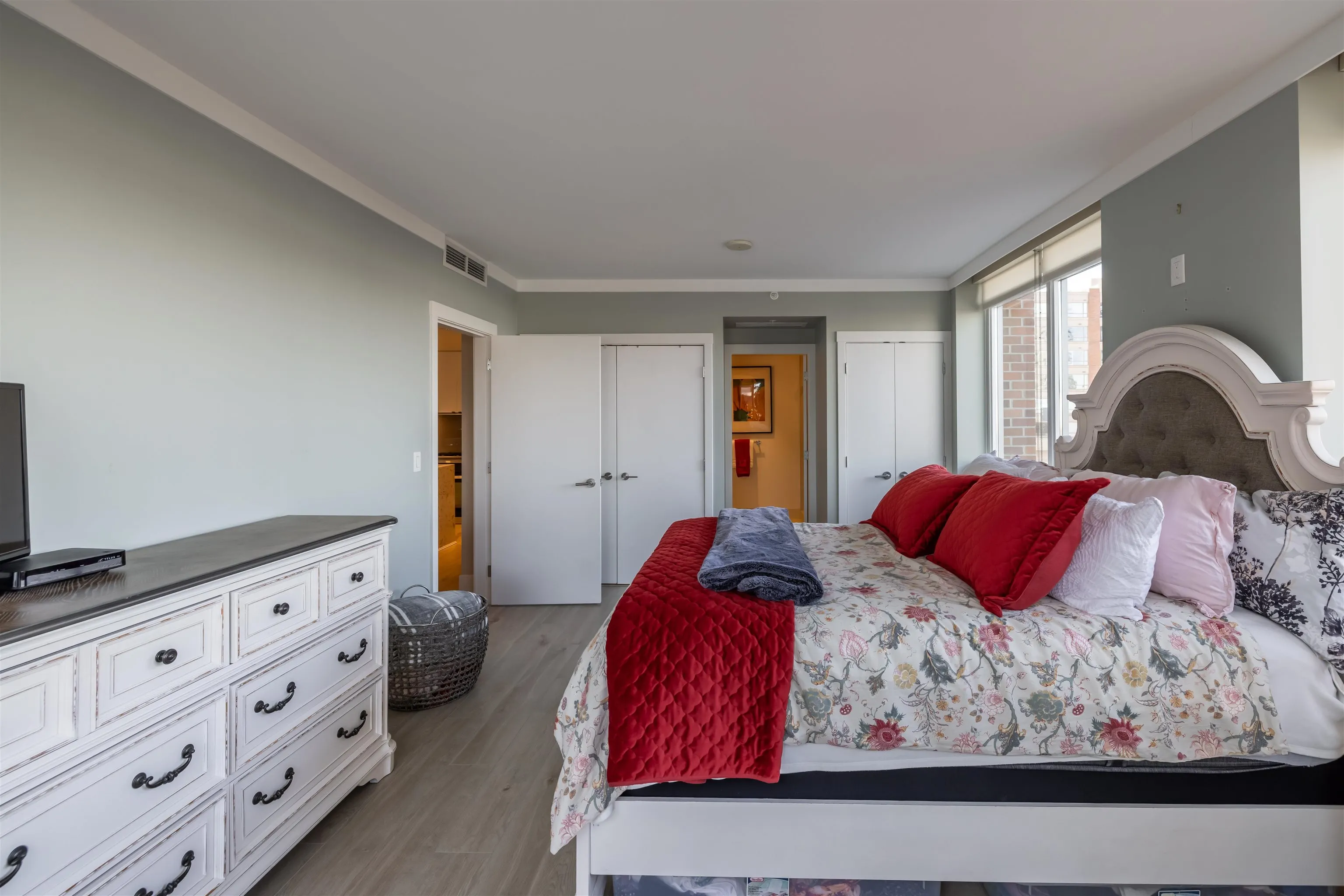 15152 Russell Avenue #204