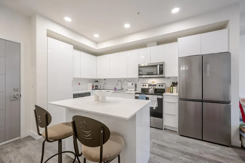 9450 Robson Street #106