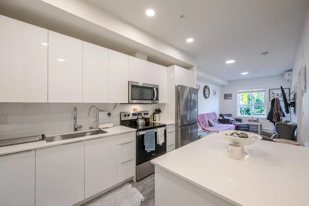 9450 Robson Street #106