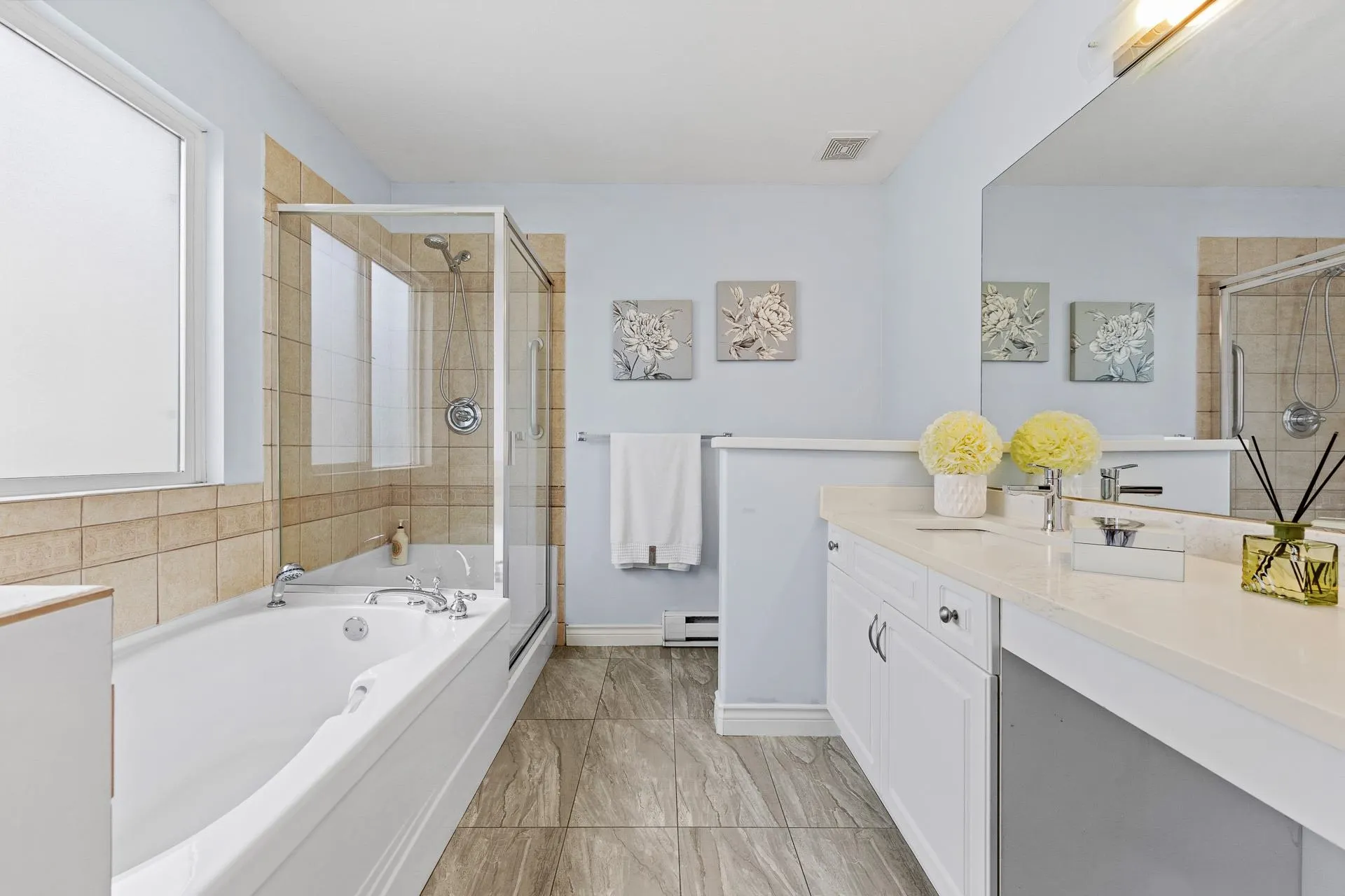 3307 Rosemary Heights Crescent