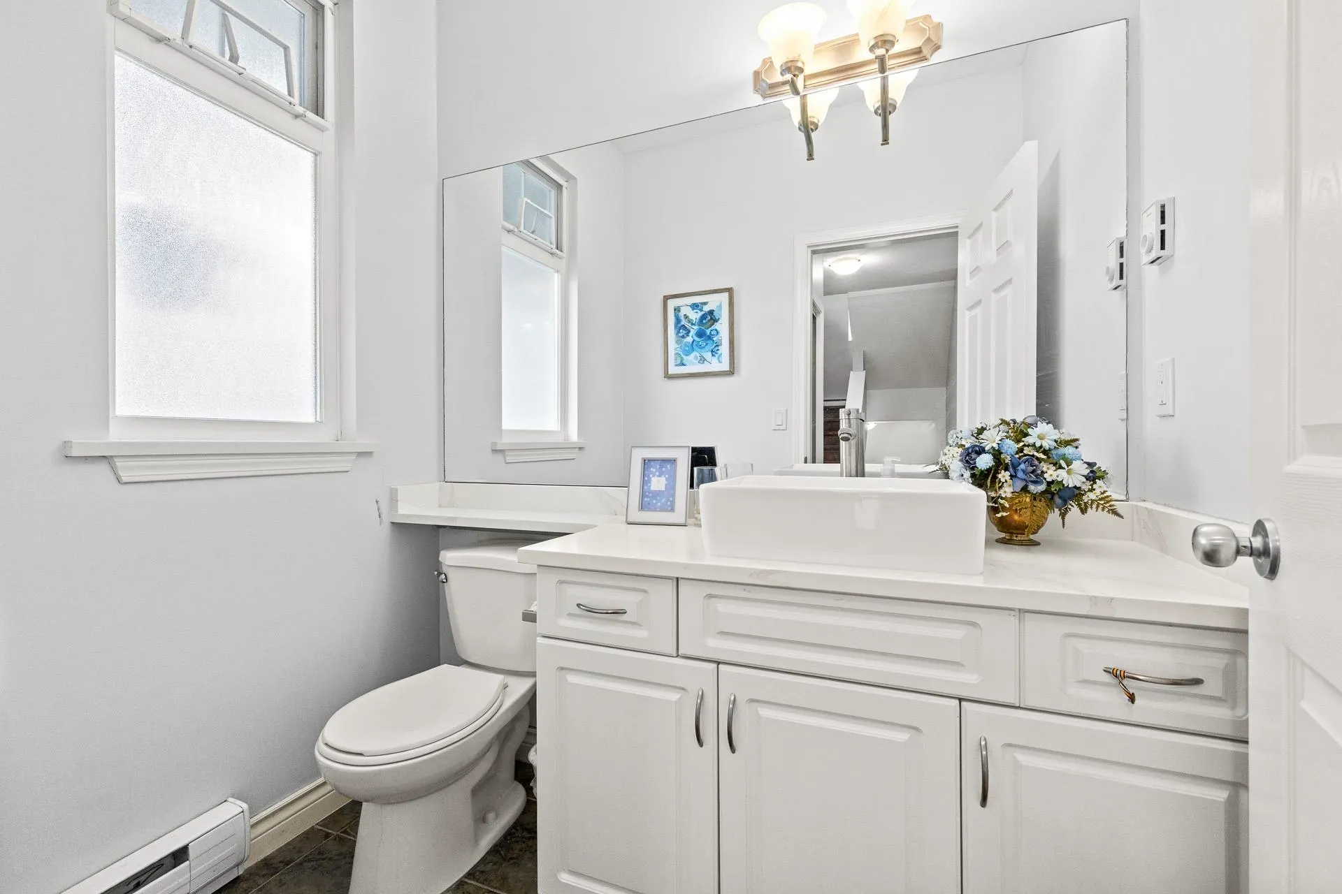 3307 Rosemary Heights Crescent