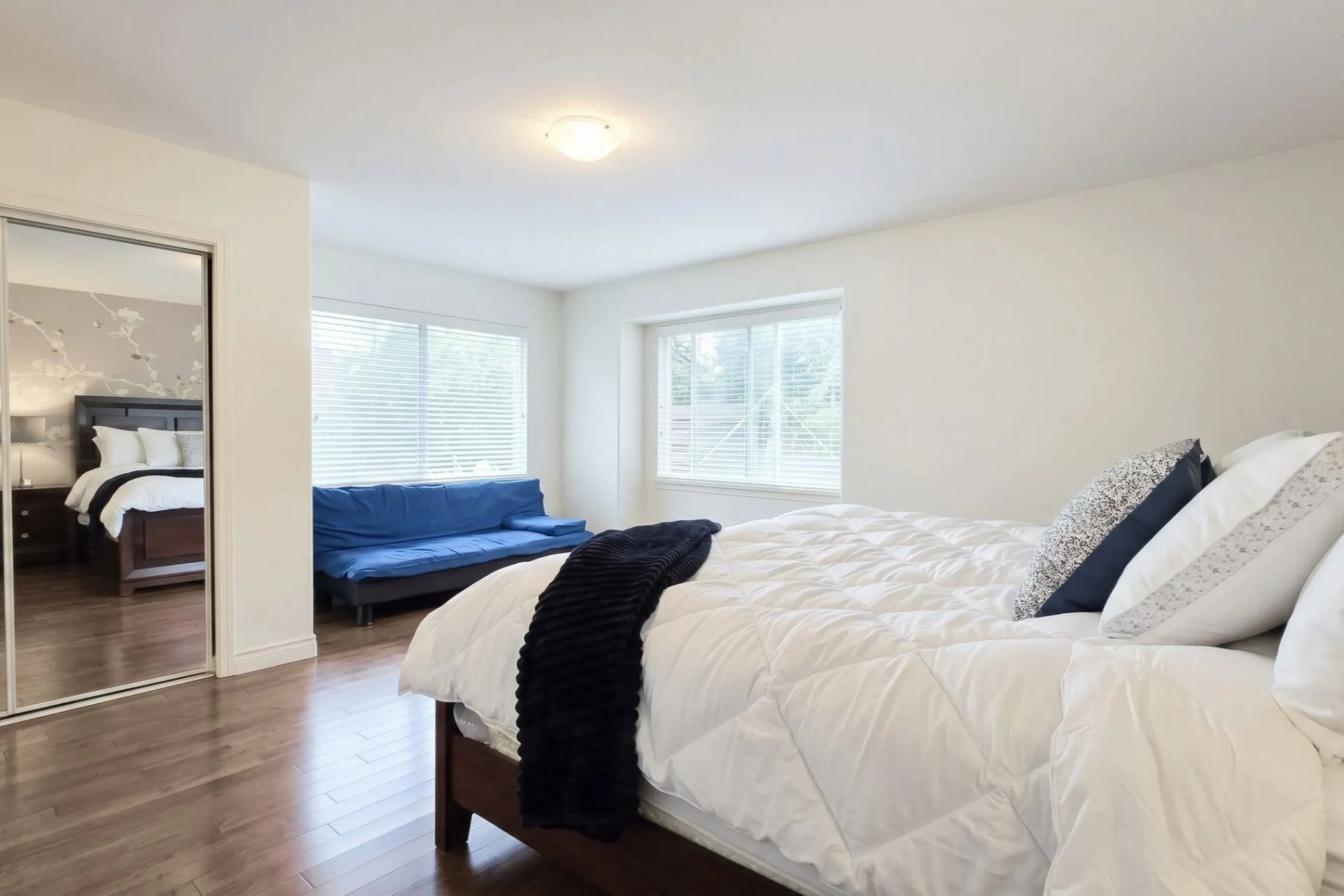 3307 Rosemary Heights Crescent