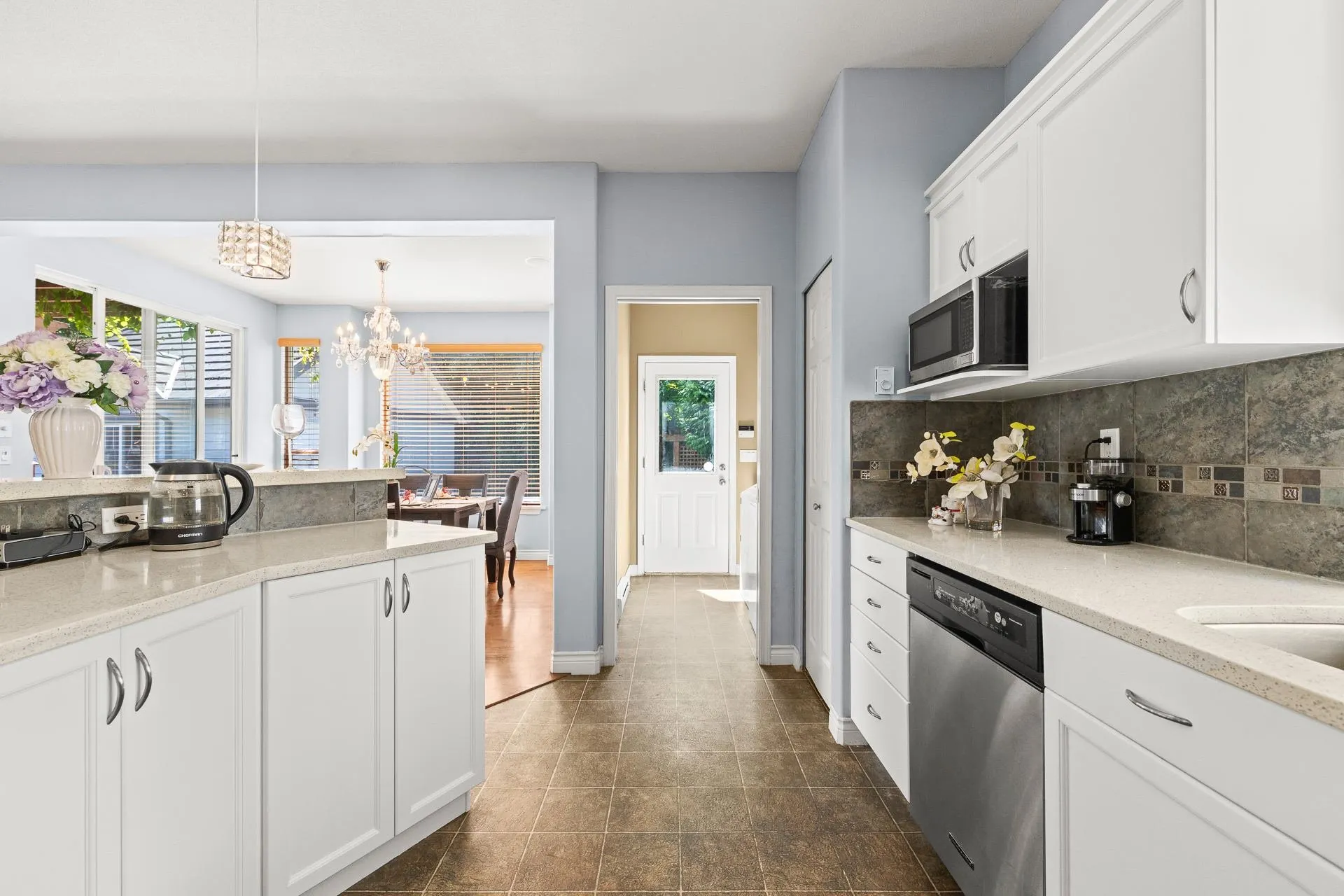 3307 Rosemary Heights Crescent