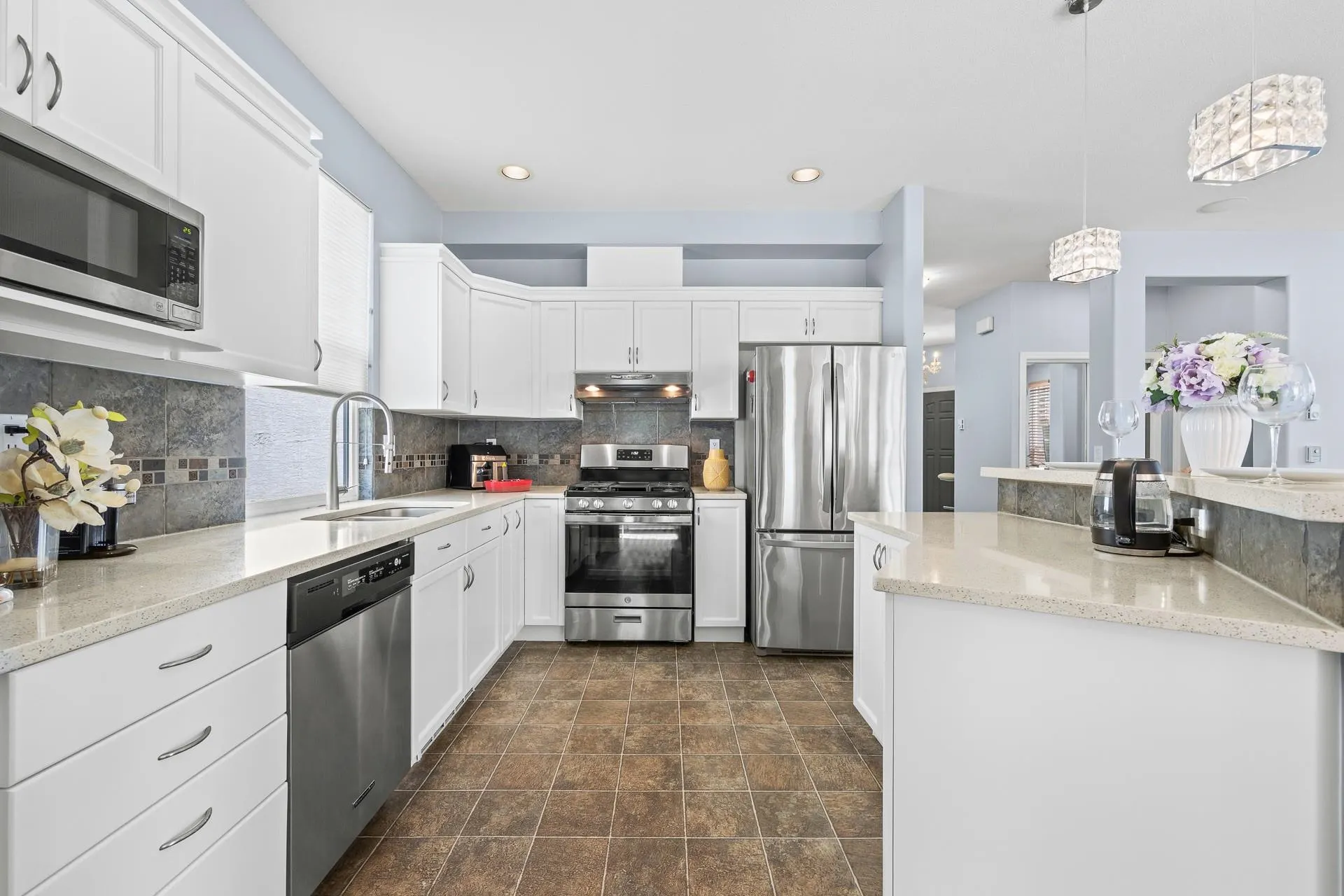 3307 Rosemary Heights Crescent