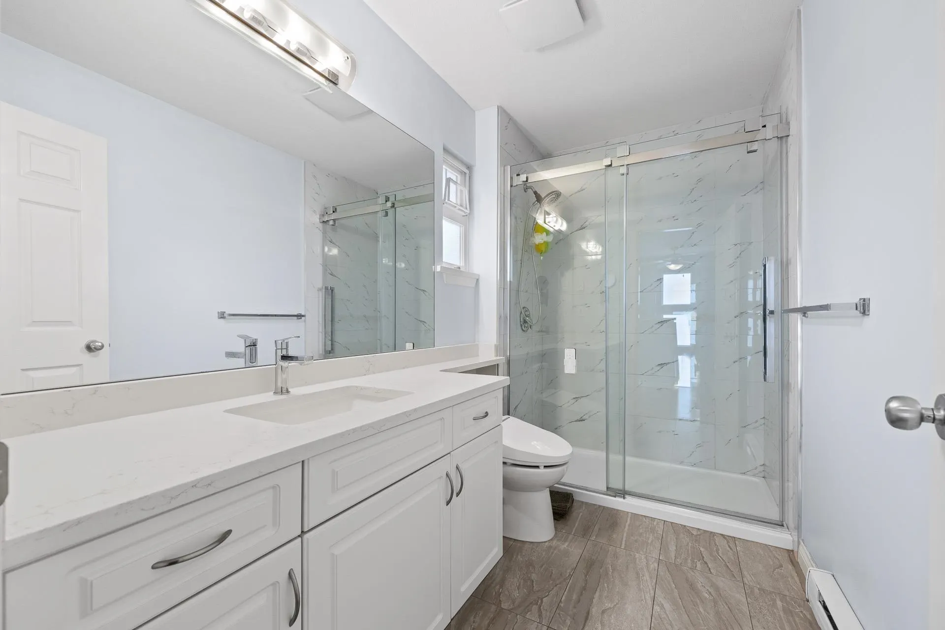 3307 Rosemary Heights Crescent