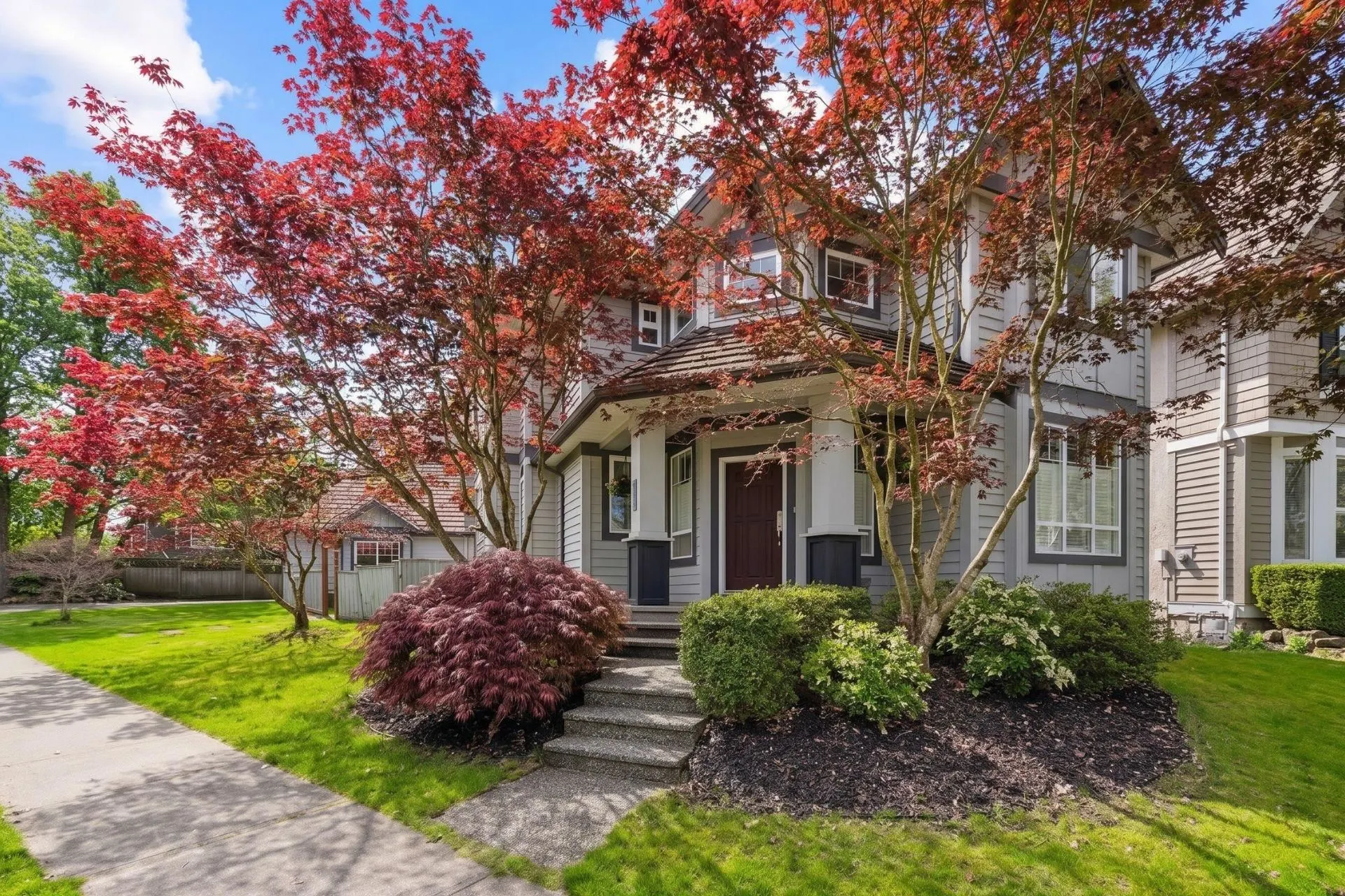3307 Rosemary Heights Crescent