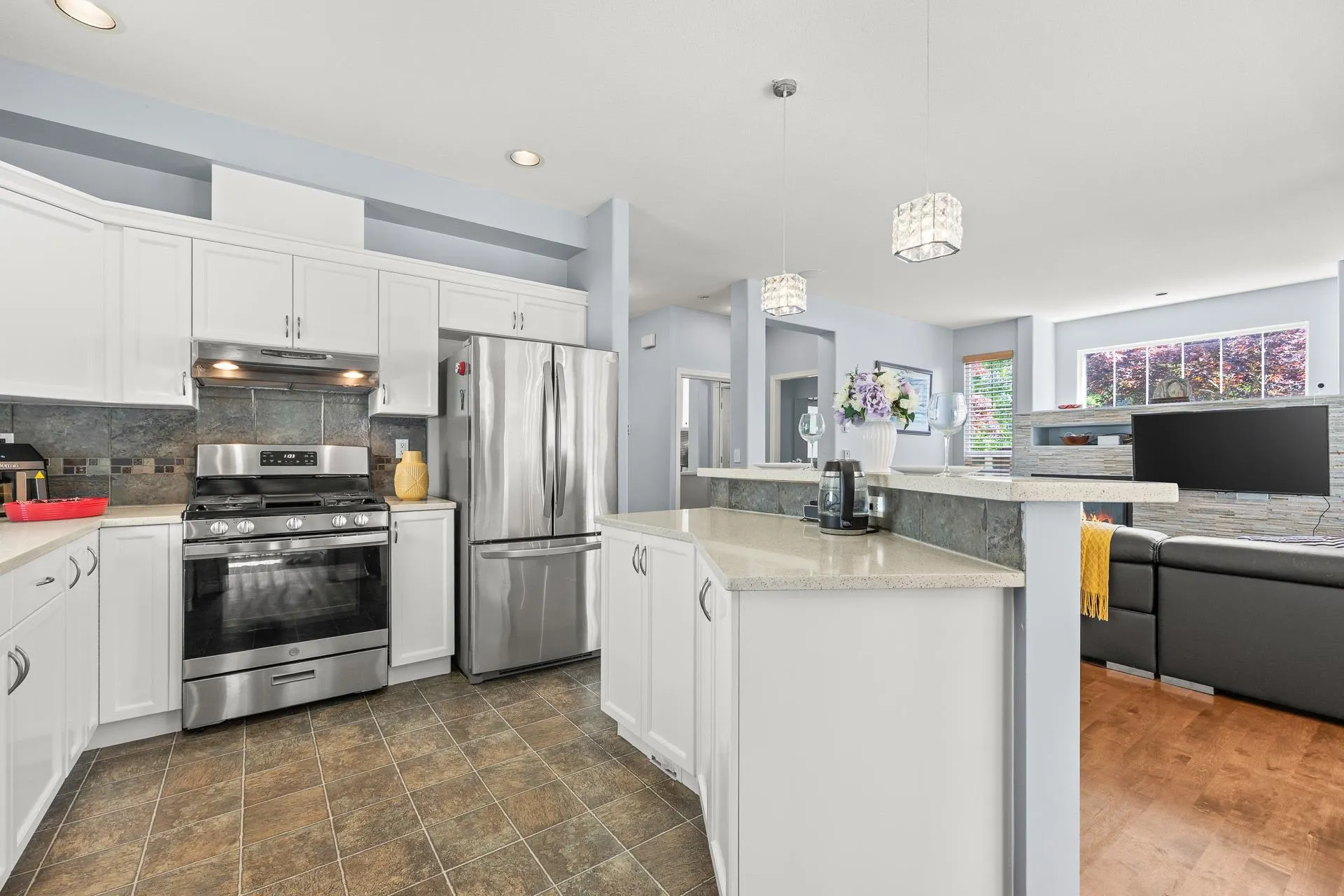 3307 Rosemary Heights Crescent